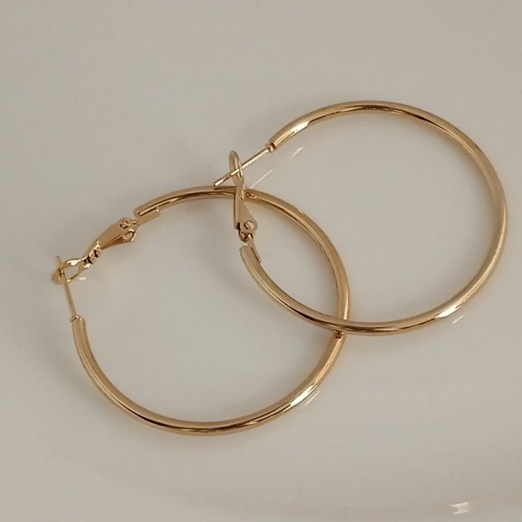 Büyük Altın Halka Küpe